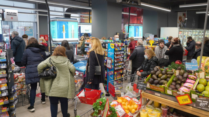 Trikovi proizvođača sve više koštaju kupce - posle čokolada, testenine i supa, "smršao" i keks