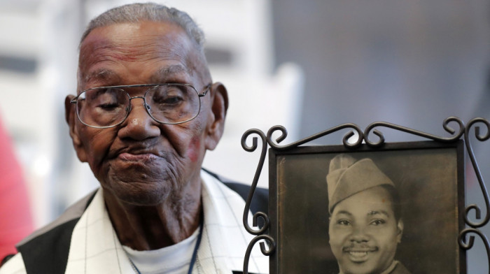 Najstariji veteran Drugog svetskog rata u SAD preminuo u 112. godini - u ratu suočen s rasnom diskriminacijom