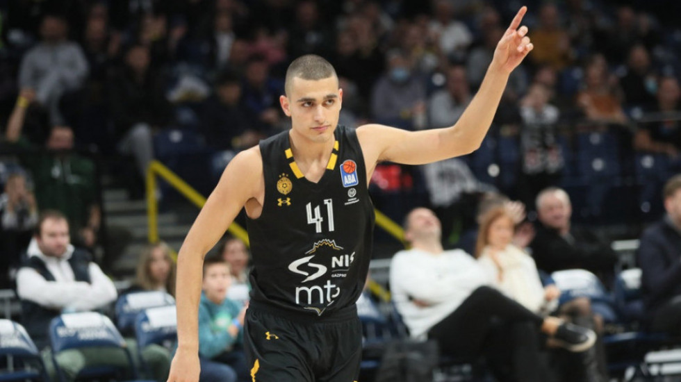 Jam Madar preskače Letnju ligu, želi da se nametne u Partizanu