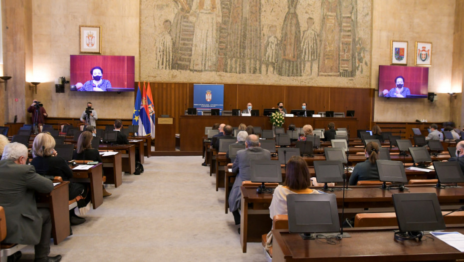 Tematski skup o ustavnim promenama i referendumu u Novom Sadu, sledi debata u Kragujevcu