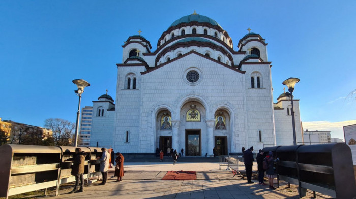 Božićna liturgija u Hramu Svetog Save, patrijarh poručuje da sačuvamo mir, ali i jedni druge