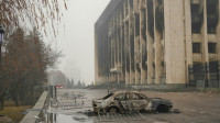 U Almatiju počeo policijski čas, u predgrađima se čuju pucnji