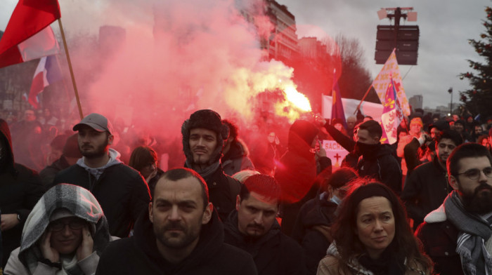 Protesti u više gradova Francuske radi "nerviranja Makrona"