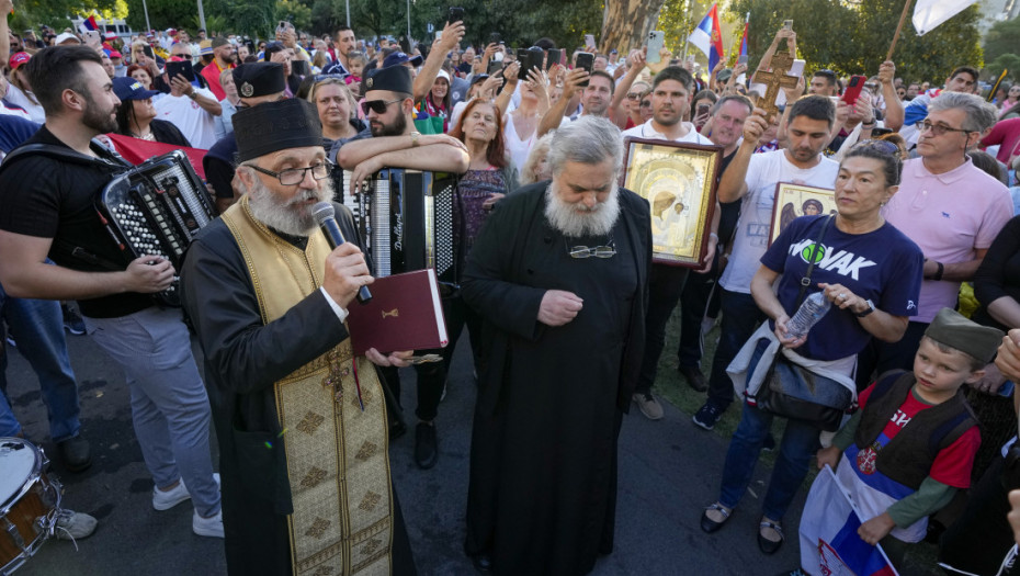 Đoković pozdravio navijače ispred hotela i poslao im moćnu poruku