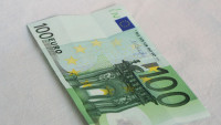 Mladima od sutra do četvrtka uplata 100 evra - pomoć penzionerima od 10. februara