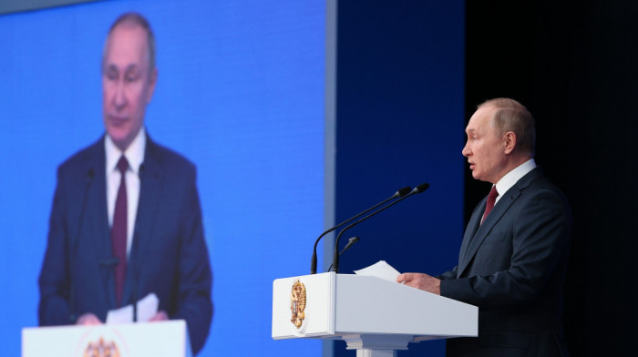 Britanija ne isključuje mogućnost uvođenja sankcije protiv Putina