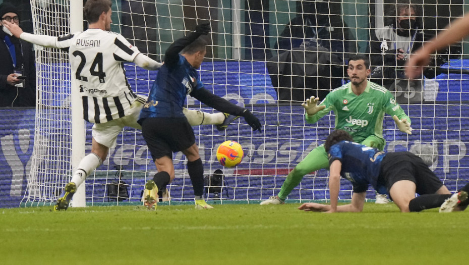 Interu Superkup Italije: Sančez srušio Juventus