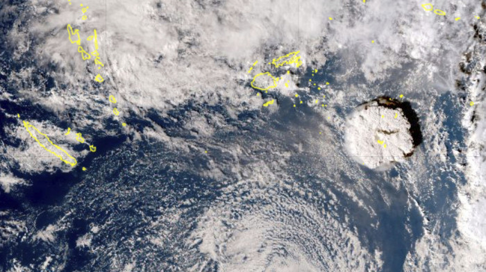 Cunami pogodio obale Japana, izdato upozorenje zbog talasa od tri metra