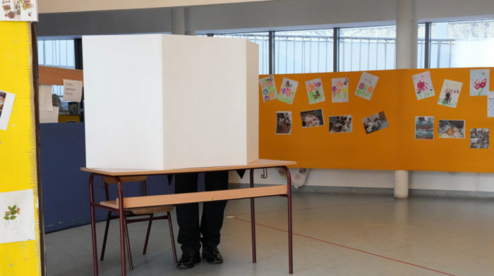 RIK: Posebna pažnja poboljšanju uslova za glasanje osoba sa invaliditetom