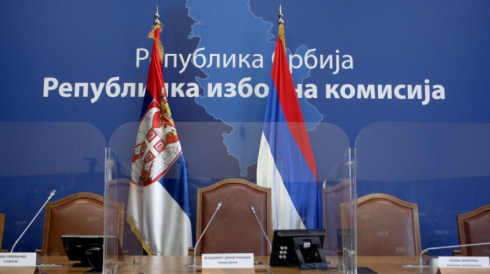 RIK odbacila još 12 prigovora koalicija "Moramo" i "Ujedinjeni za pobedu Srbije"