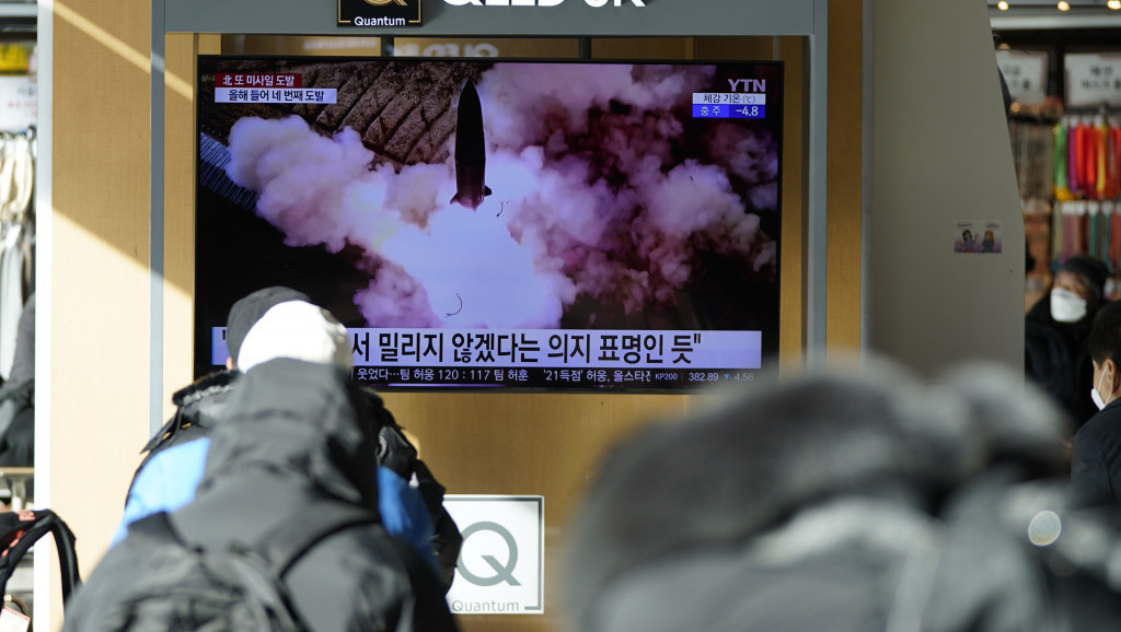 Severna Koreja ispalila dve rakete sa aerodroma u Pjongjangu: Četvrti test ovog meseca