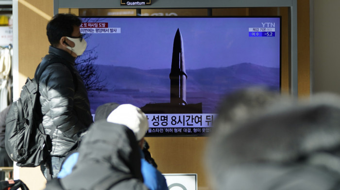 Severna Koreja danas ispalila tri balističke rakete u Japansko more