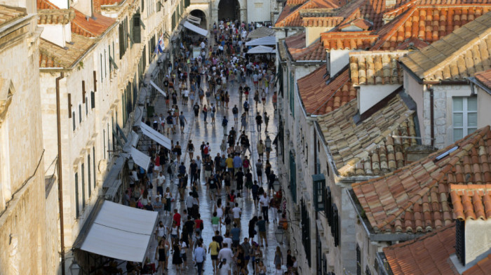 Novi incident u Hrvatskoj, Index: Maturanti u Dubrovniku uzvikivali ustaški poklič