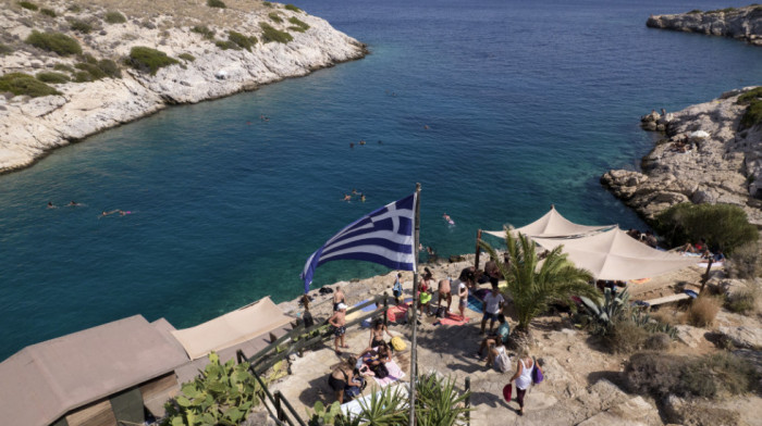 Pravila za ulazak u Grčku produžena za još dve nedelje