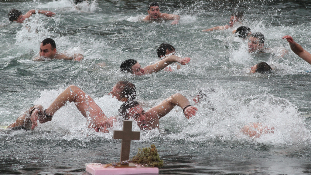 Bez plivanja za Bogojavljenski krst u Užicu, manifestacije otkazane u Požegi i Kosjeriću