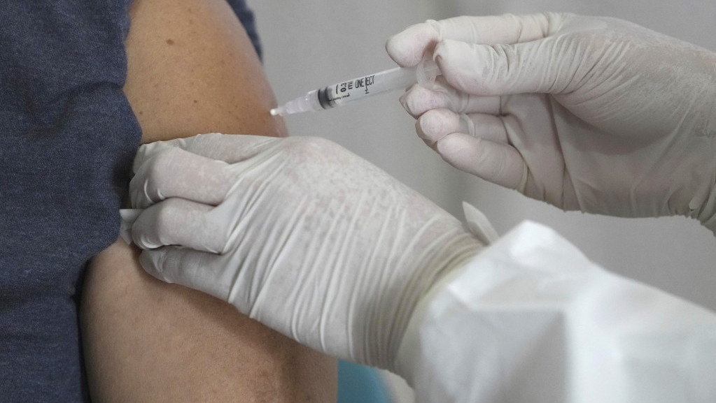 Gincburg: Ruske vakcine efikasne i protiv novog soja korone
