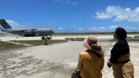 Prvi avion sa potrebnim zalihama stigao u Tongu, uskoro stiže i dodatna pomoć