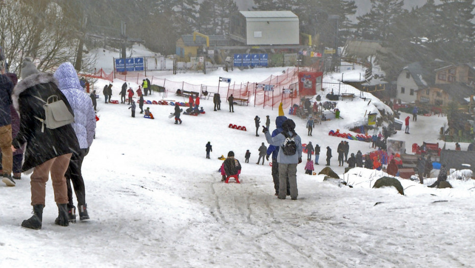 Osnovno tužilštvo u Uroševcu pokrenulo akciju zaplene oko 100 vikendica na Brezovici