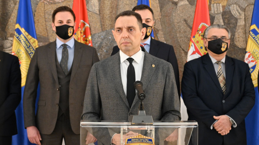 Vulin: Kriminalna grupa spremala atentat na Vučića, na čelu grupe - Radoje Zvicer