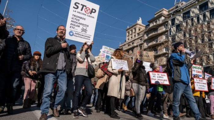 Barselona: Protest protiv ograničenja uvedenih zbog pandemije koronavirusa