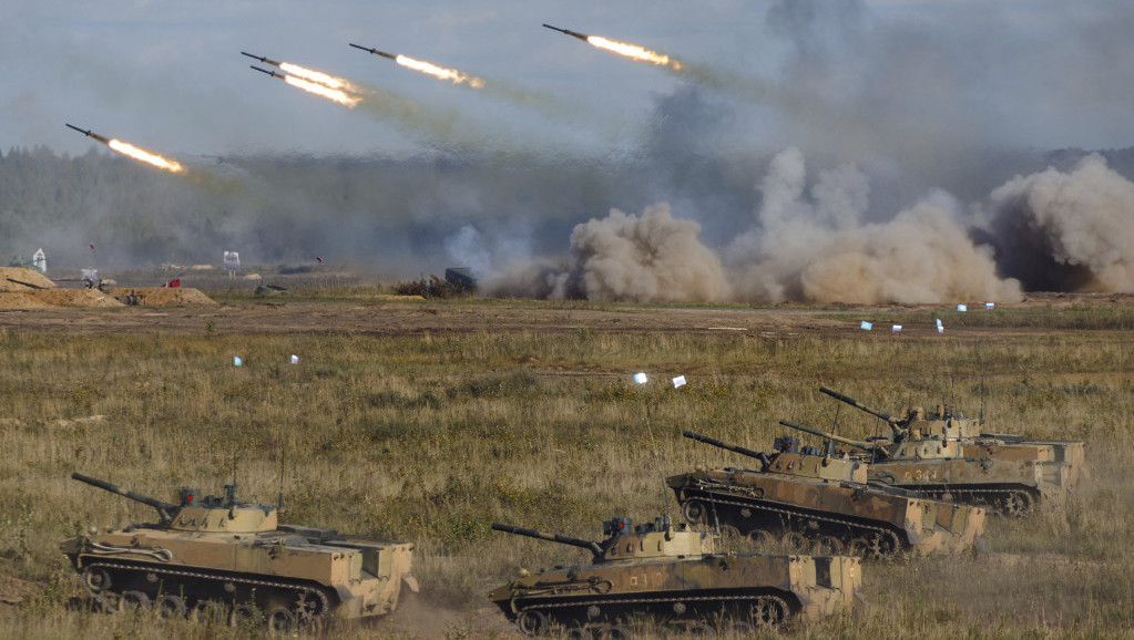 Razmeštanje oružja i sankcije u vazduhu: Strateško nadmetanje na granici Ukrajine i Rusije – kakvi potezi nas očekuju