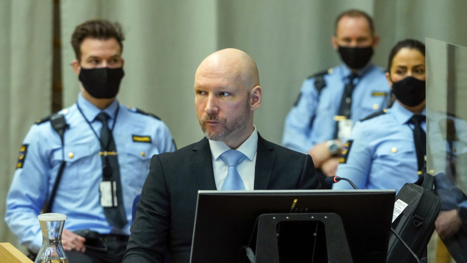 Norveški ultradesničar Anders  Brejvik koji je ubio 77 osoba ponovo tuži vladu u Oslu