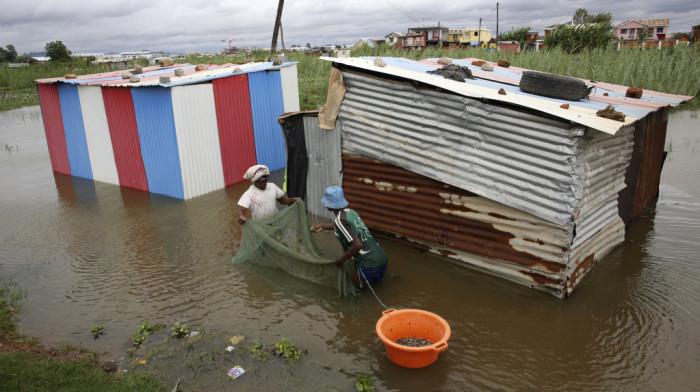 Najmanje 10 ljudi stradalo u udaru ciklona na Madagaskaru