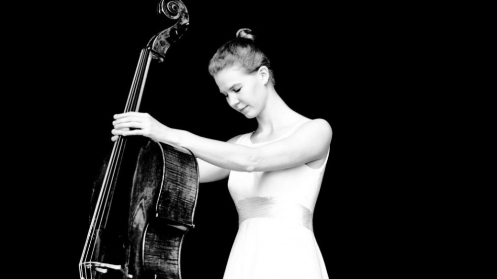 Koncert na 300 godina starom violončelu: Mlada zvezda Harijet Krejh sa Beogradskom filharmonijom