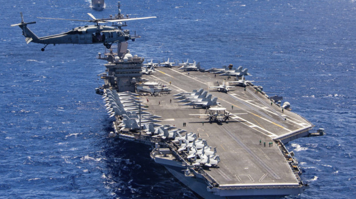 Srušio se najnapredniji avion američke mornarice, SAD žure da ga izvade iz mora pre Kineza