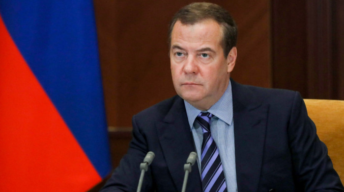 Medvedev: Nezakonite sankcije urušavaju međunarodne institucije