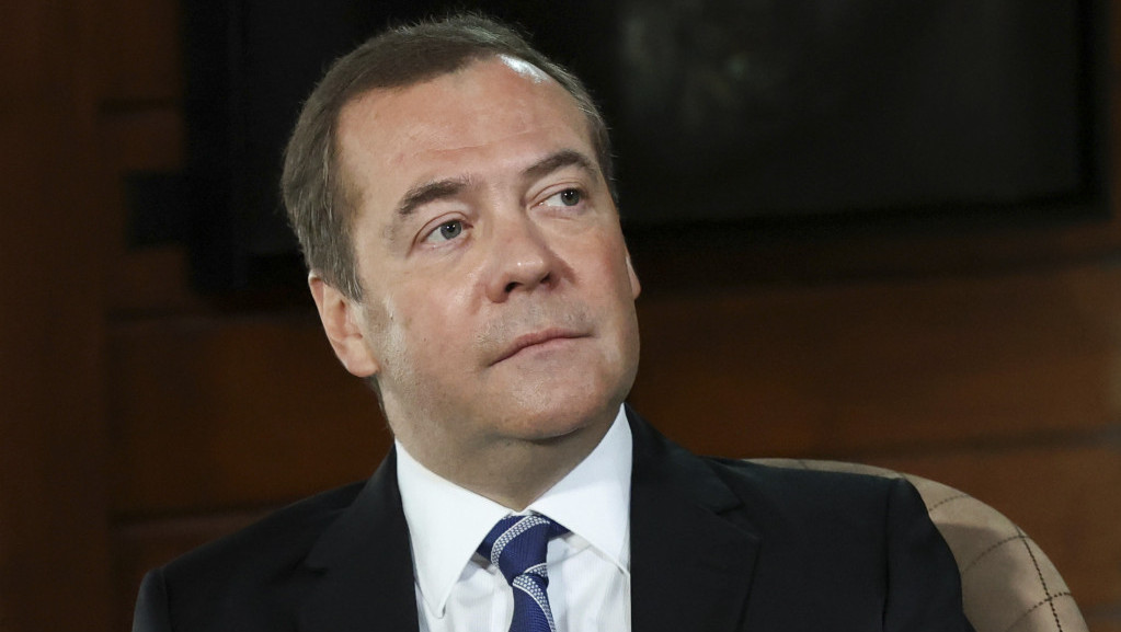 Medvedev: U slučaju obustave Severnog toka 2, Evropljani će za gas plaćati 2.000 evra za hiljadu kubnih metara gasa