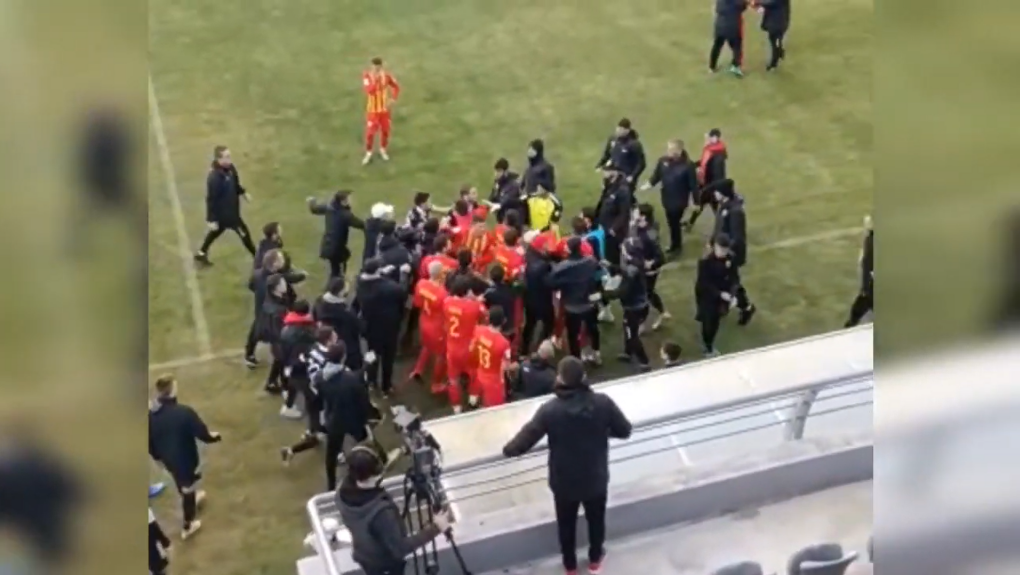 Haos u Antaliji: Prijateljska utakmica prekinuta zbog tuče fudbalera Čukaričkog i Alanije