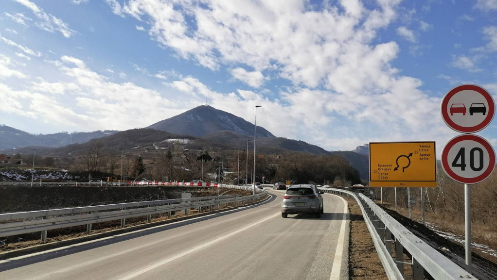 Radovi na više putnih pravaca, nema gužve na naplatnim stanicama