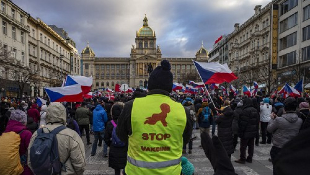 Nove demonstracije protiv restriktivnih mera vlade Češke dok broj zaraženih raste