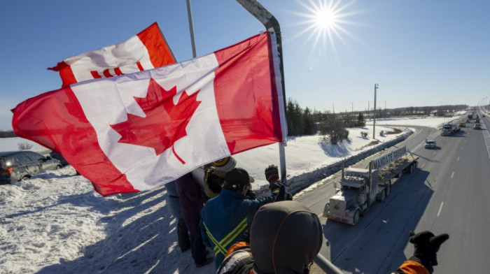 SAD pozvale Kanadu da okonča blokadu kamiondžija na zajedničkim graničnim prelazima