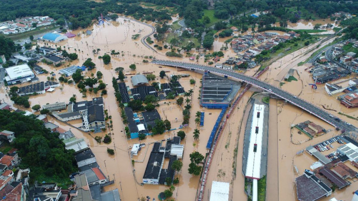 Najmanje 18 mrtvih u poplavama i klizištima u Brazilu, na stotine ostalo bez krova nad glavom