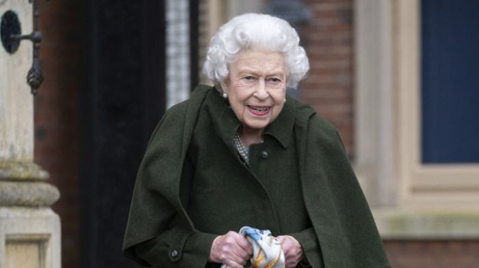 Britanska kraljica zbog zdravstvenih problema neće prisustvovati tradicionalnoj službi uoči Uskrsa