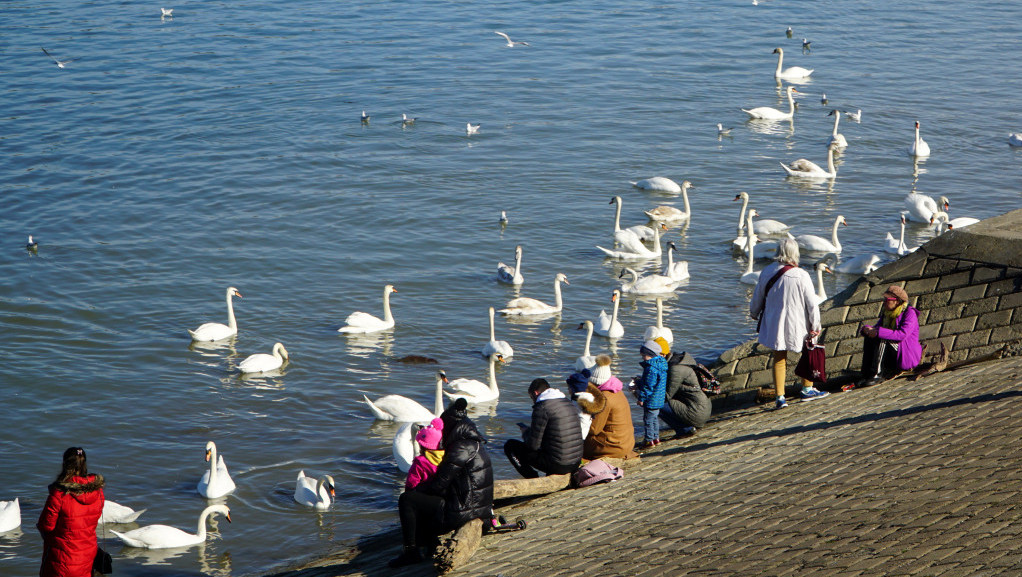 Danas smena kiše i sunca, temperatura do 22 stepena