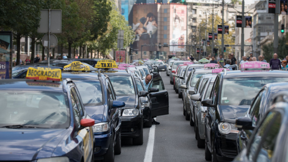 Od danas i zvanično skuplji taksi u Beogradu