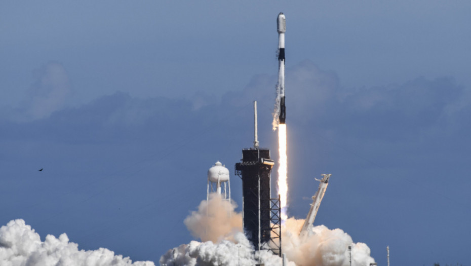 Kompanija Spejs X lansirala 21 internet satelit Starlink u nisku orbitu zemlje