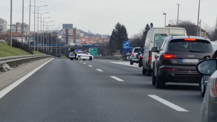 AMSS: Oprez u vožnji zbog promenljivog vremena