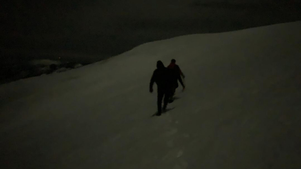 Akcija Gorske službe spasavanja na Midžoru: Dvojica planinara se zaglavila na najvišem vrhu Stare Planine