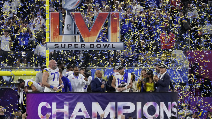 Los Anđeles Remsima titula u NFL: Holivudski rasplet, Donaldu uloga junaka 56. Superboula