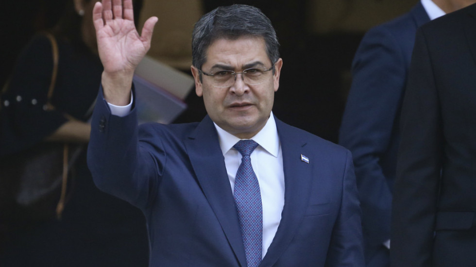 Bivši predsednik Hondurasa Ernandez vraća se u zemlju nakon Trampovog pomilovanja
