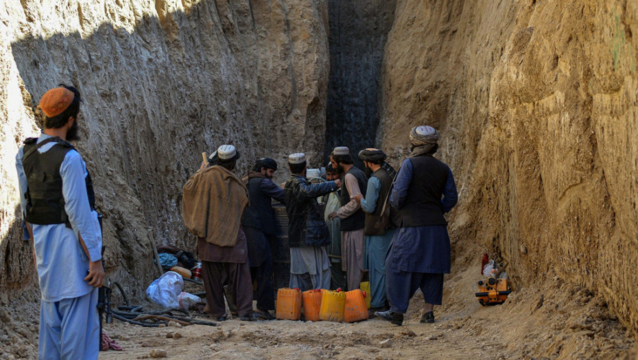 Tragedija u Avganistanu: Preminuo dečak koji je danima bio zarobljen u bunaru na jugu zemlje