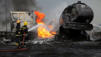 Sudar cisterne sa naftom i autobusa u Nigeriji, stradalo 17 osoba