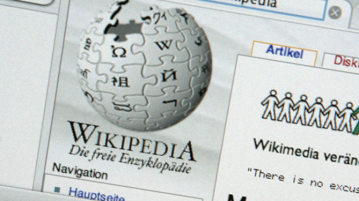 Wikipedia više nije glavni izvor znanja na internetu: Veštačka inteligencija uticala na broj poseta onlajn enciklopediji