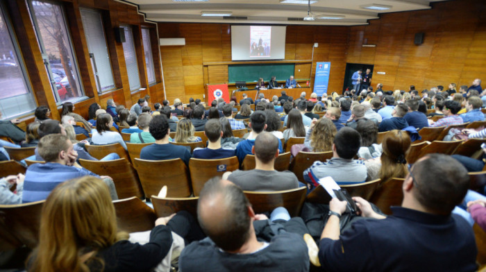 Pet fakulteta UB traži povećanje školarina za osnovne studije