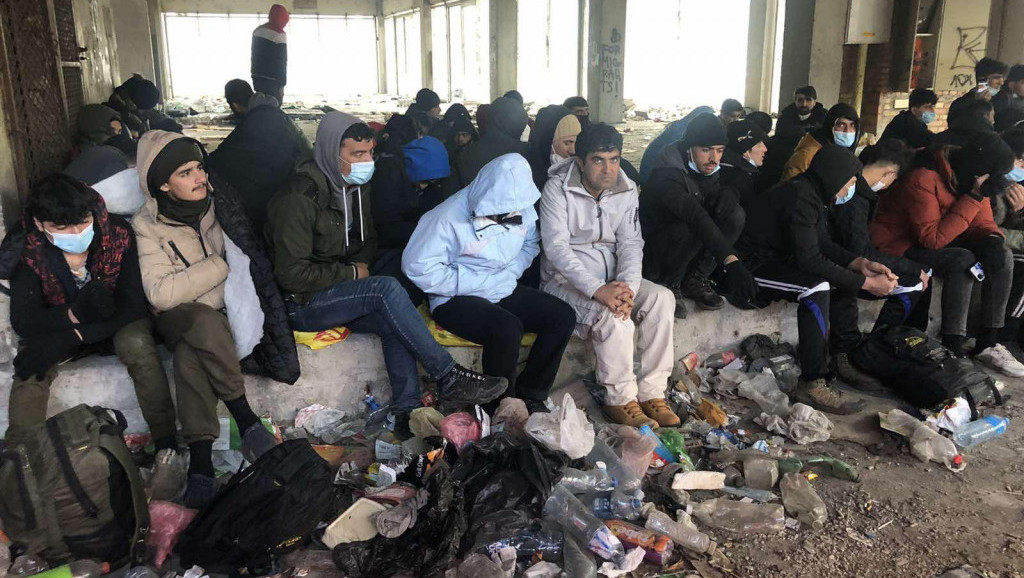 Povećan broj izbeglica u Srbiji, u prihvatnim centrima skoro 5.000 ljudi, spor proces dobijanja azila