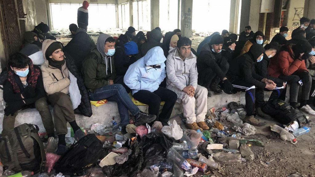 Povećan broj izbeglica u Srbiji, u prihvatnim centrima skoro 5.000 ljudi, spor proces dobijanja azila